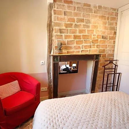 Maison Du Lys En Layon Bed & Breakfast *